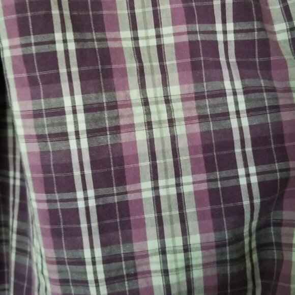 Button up top - Picture 3 of 4